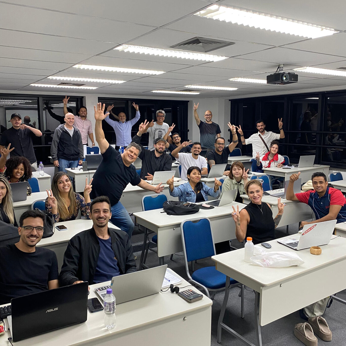 Turma presencial do curso de tráfego pago da Internet Innovation em São Paulo